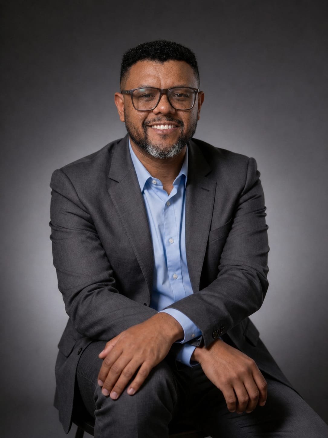 Carlos - CEO & Estrategista Digital